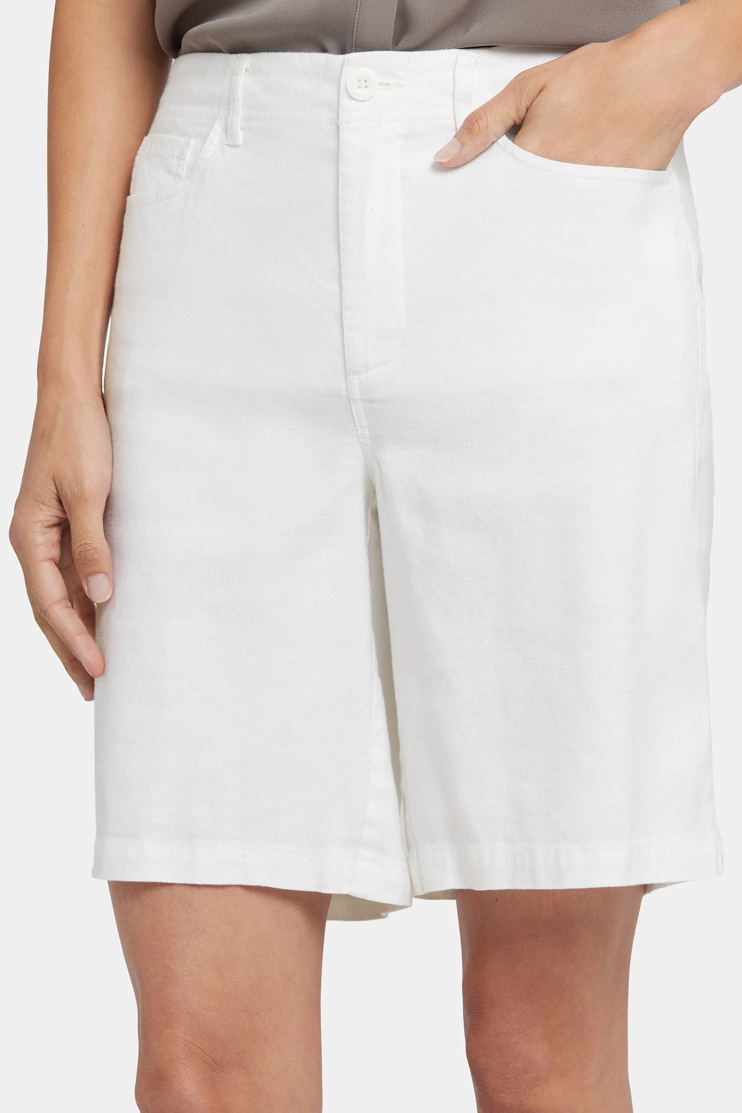 5 Pocket Bermuda Shorts - White