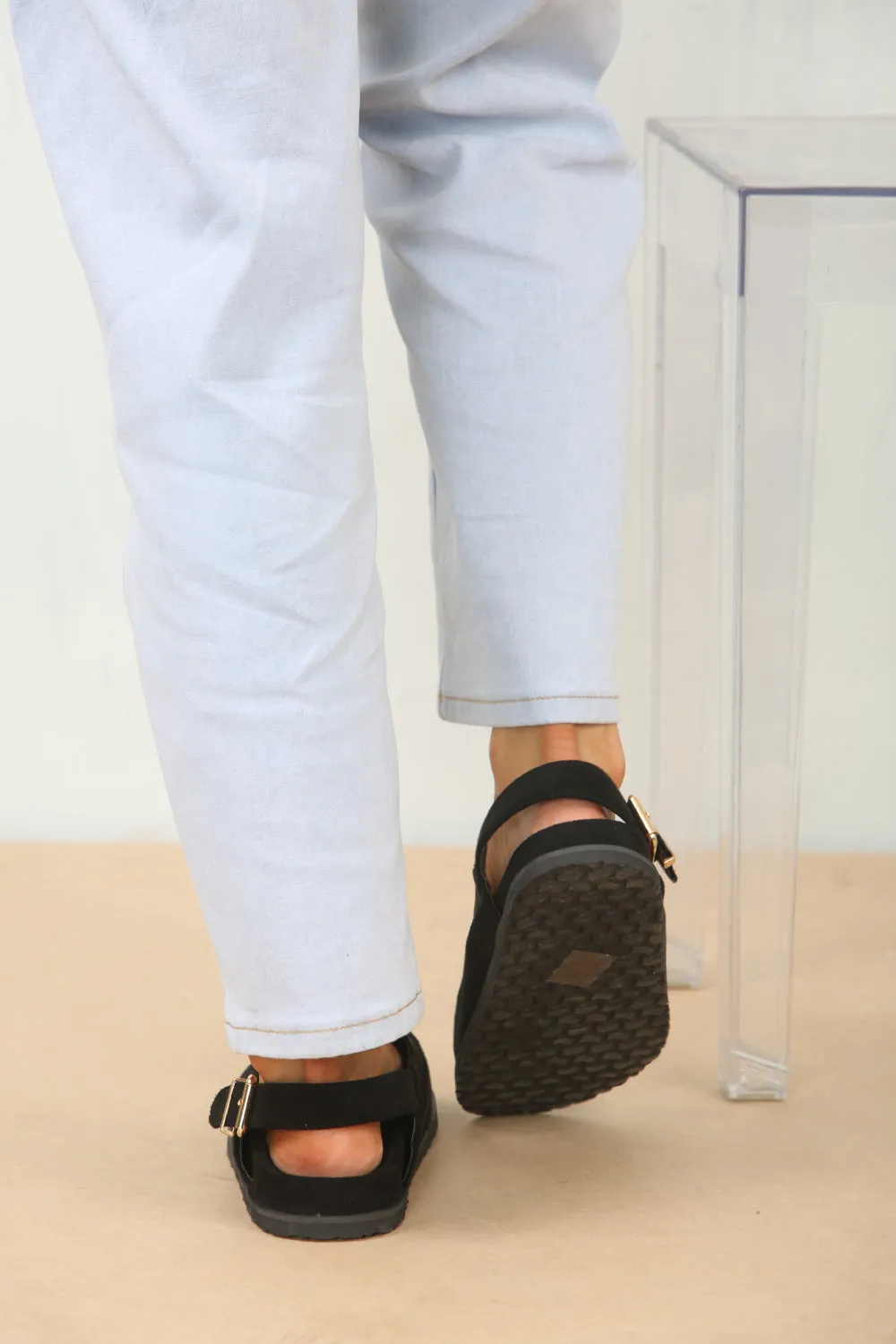 SPLIT BLACK SUEDE CLOGS WITH BUCKLE