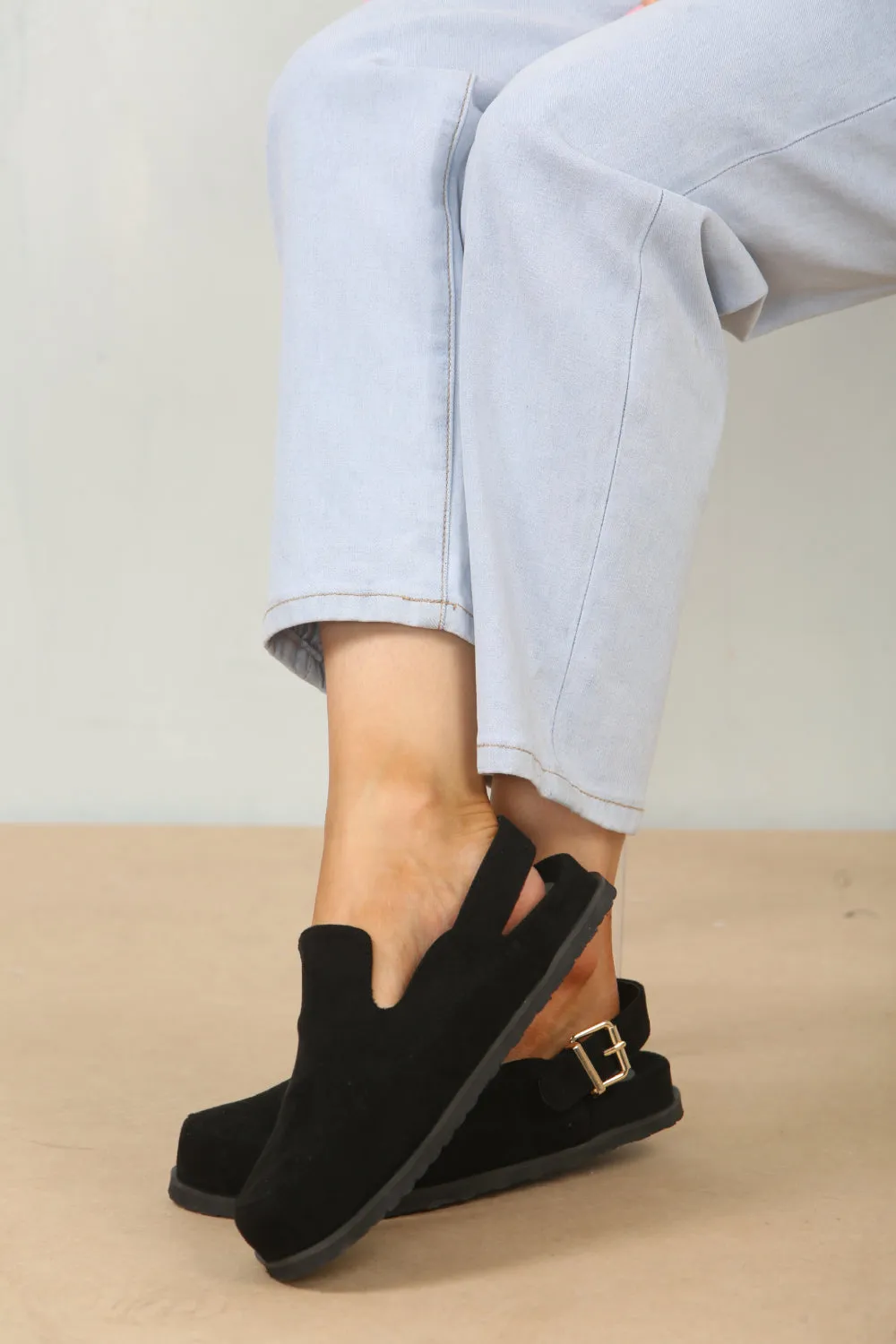 SPLIT BLACK SUEDE CLOGS WITH BUCKLE