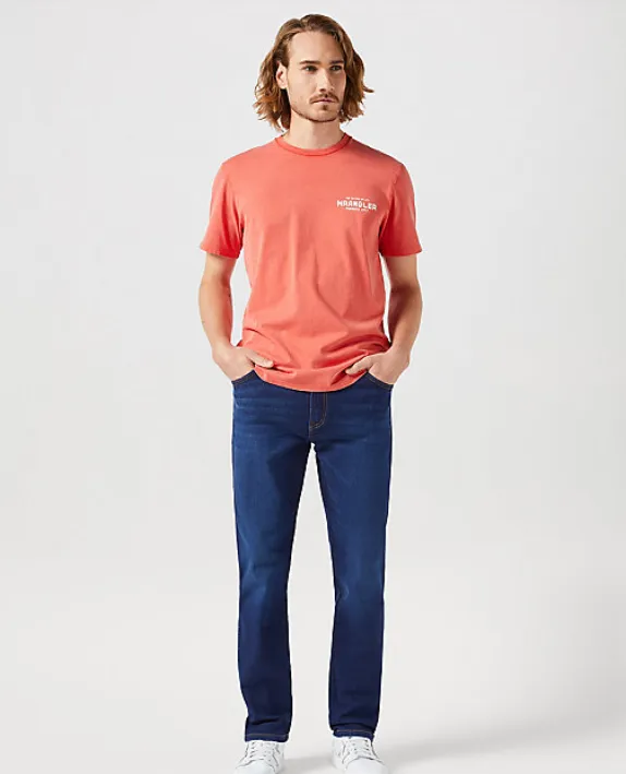 WRANGLER<BR>
Texas Night Shade Denim<BR>
Dark Blue Denim<BR>