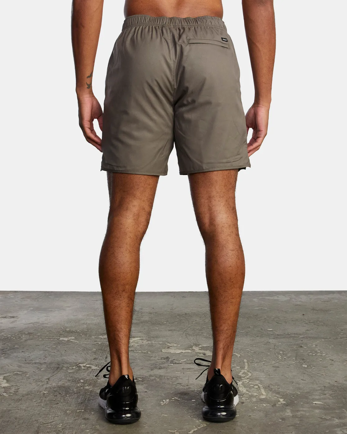 Yogger IV 17" Athletic Shorts - Mushroom